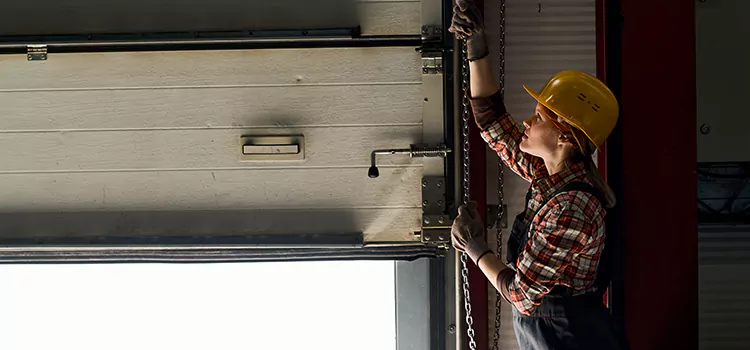 Addressing Common Garage Door Stoppage Issues in Freeport, NY